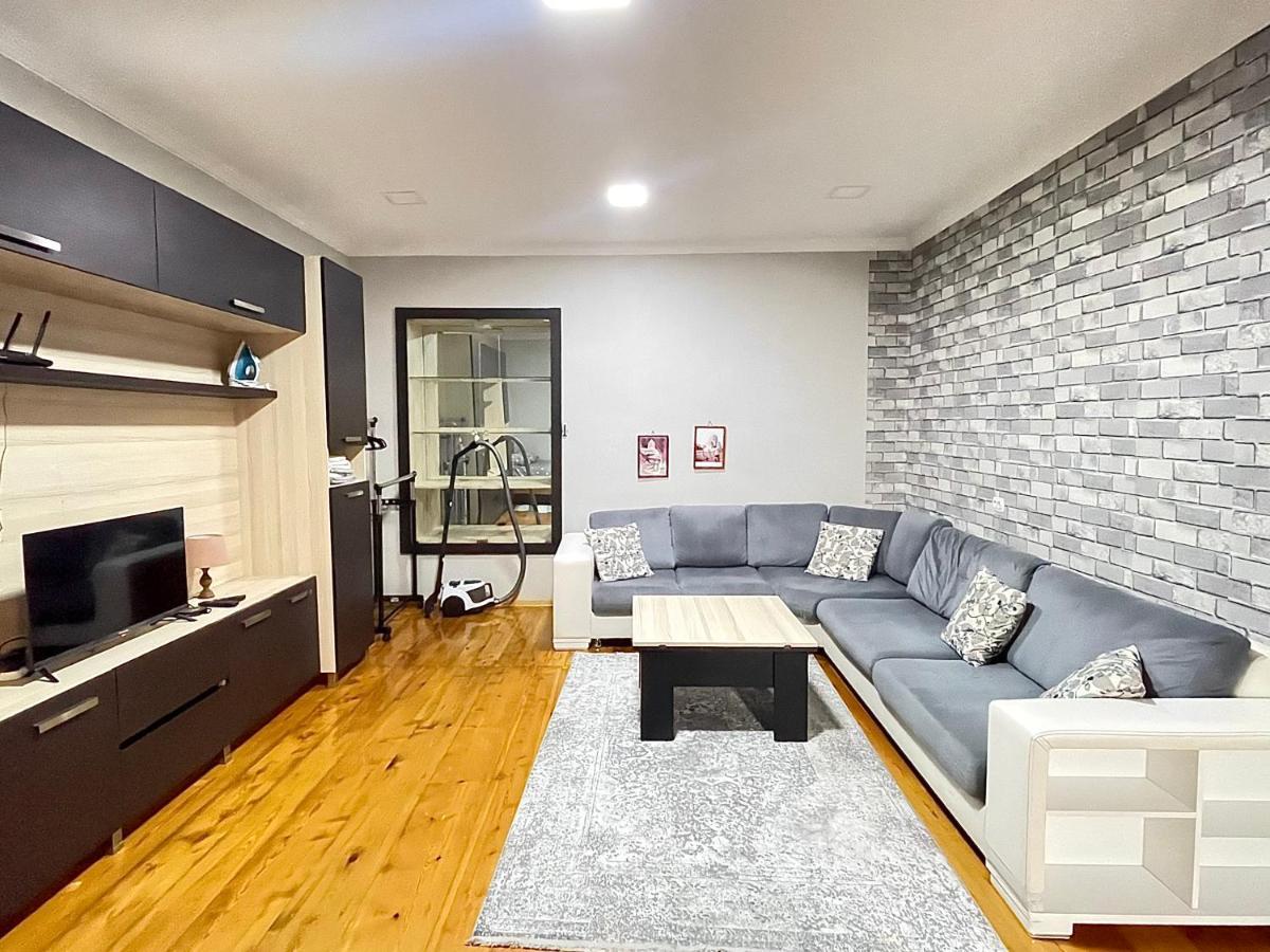 La Casa De Tbilisi Apartment Bagian luar foto