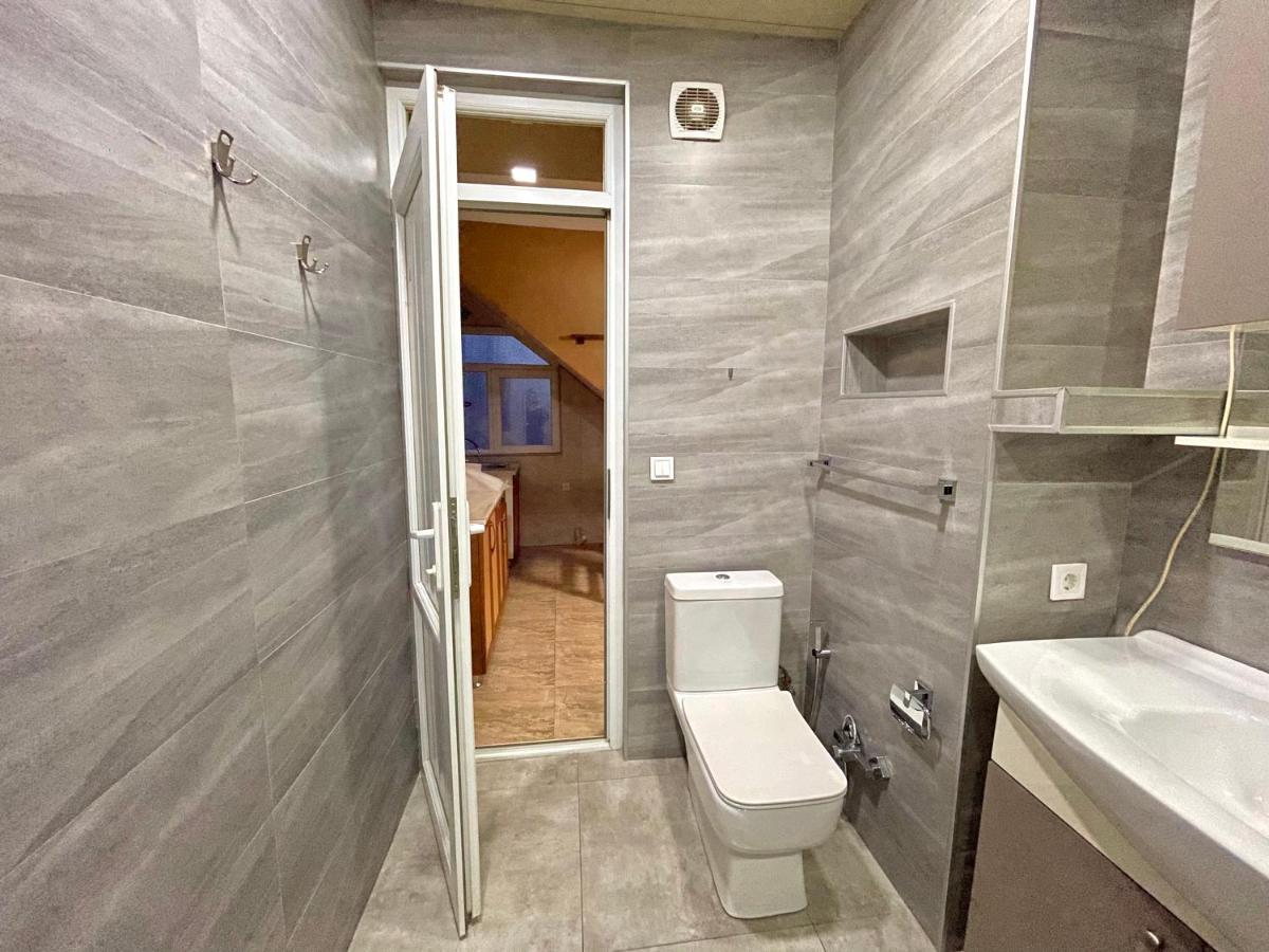 La Casa De Tbilisi Apartment Bagian luar foto